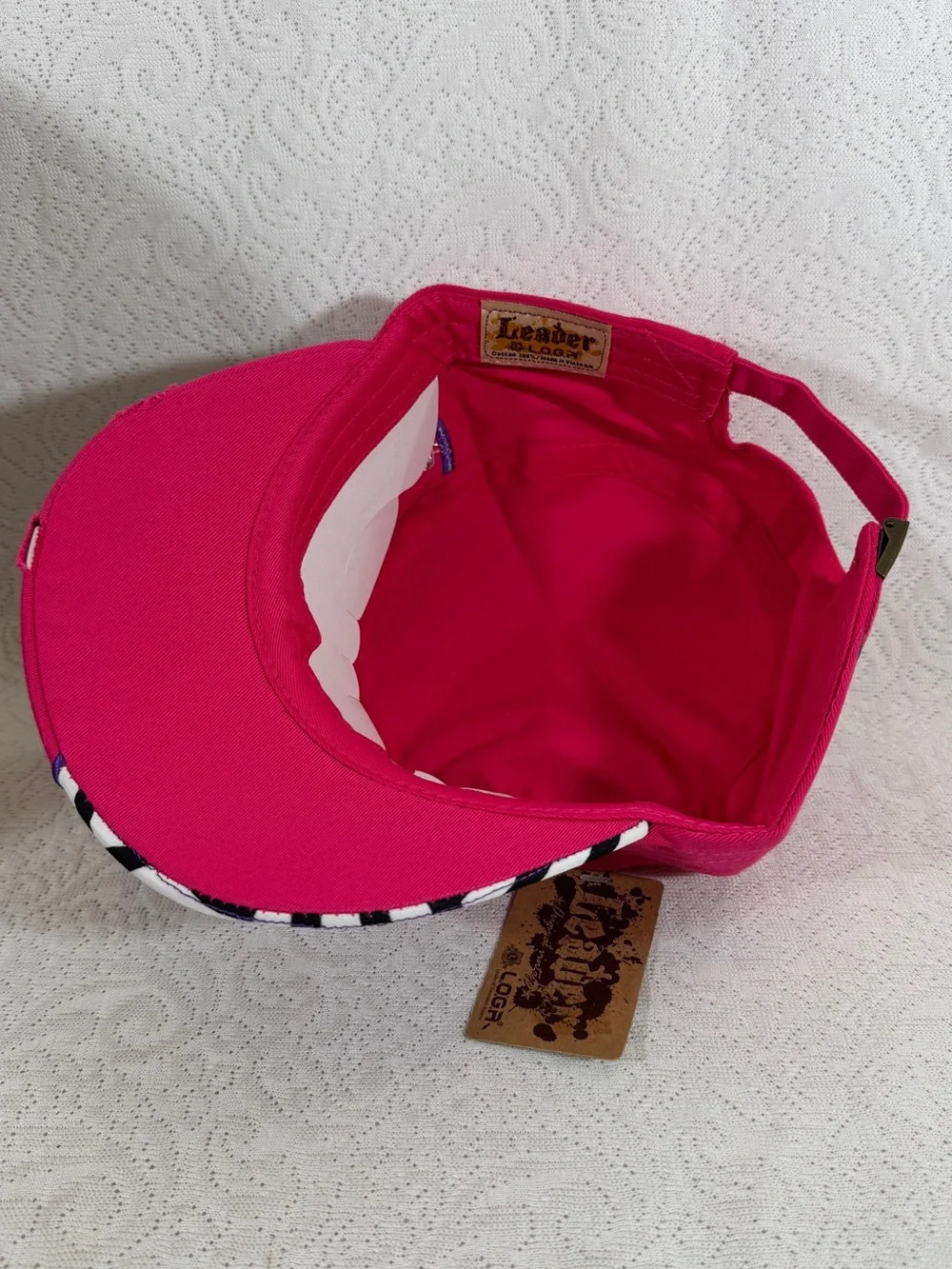 New With Tag Women Pink Fleur-de-Lis Embellished Cap
